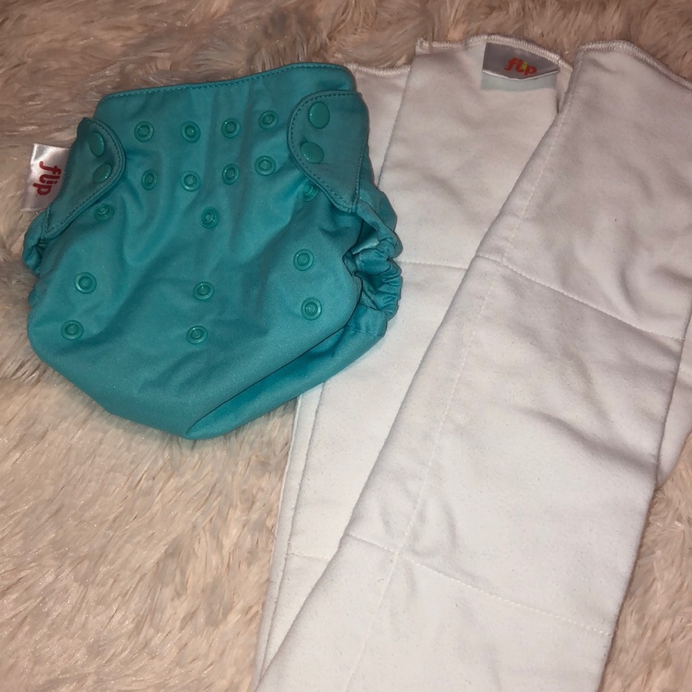 Flip Diaper Cover and 2 Inserts/Prefolds